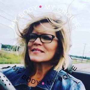 Meet your Posher, Holly